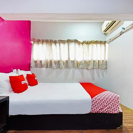 Oyo 90138 Hotel Elwarda Klcity Kuala Lumpur Exteriör bild