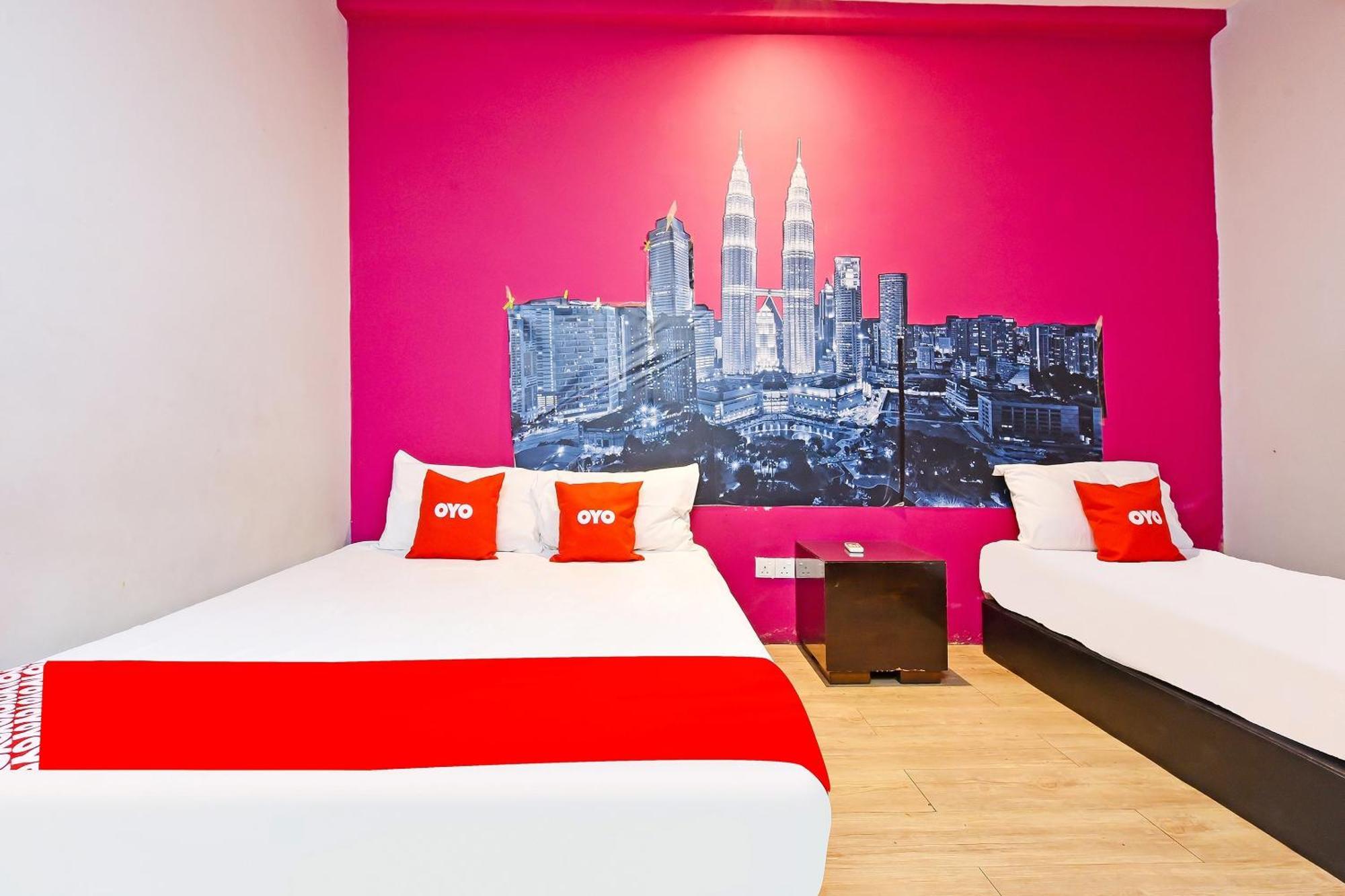 Oyo 90138 Hotel Elwarda Klcity Kuala Lumpur Exteriör bild