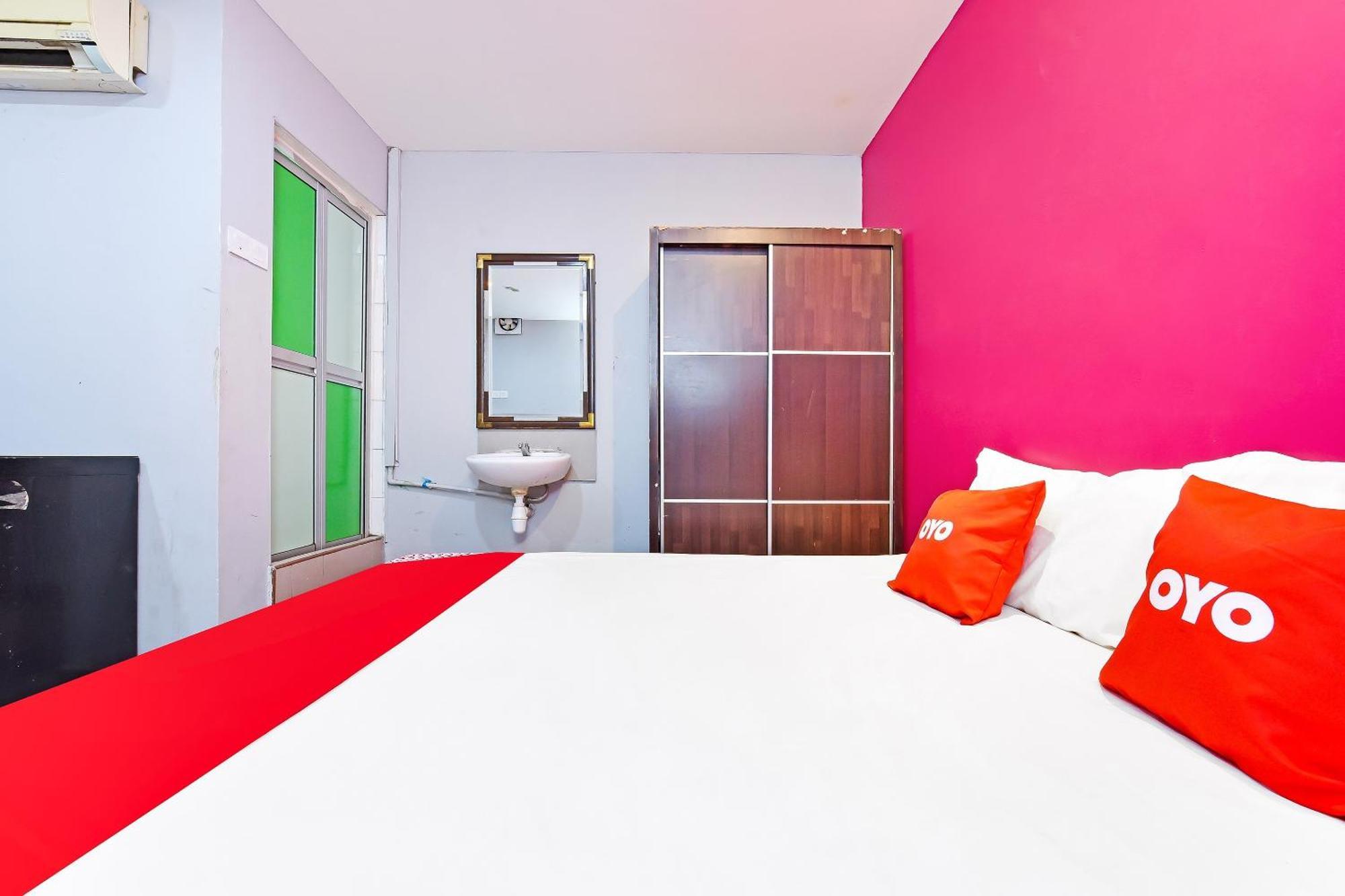 Oyo 90138 Hotel Elwarda Klcity Kuala Lumpur Exteriör bild